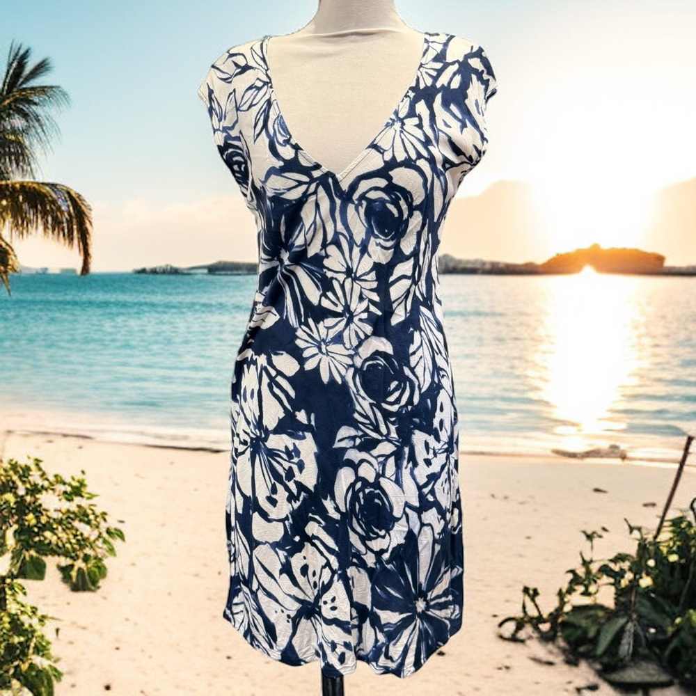 Jams World Women Shift Dress Sz S Hawaiian Tropical Floral Breeze Short Sleeve